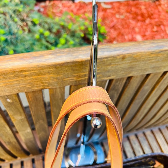 Luco Tote guaranteed Authentic ❌No offers pls❌ sold on my page - Picture 8 of 16